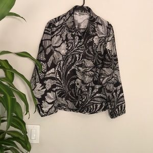 Women’s Chico’s oversized boxy shirt - Size 2